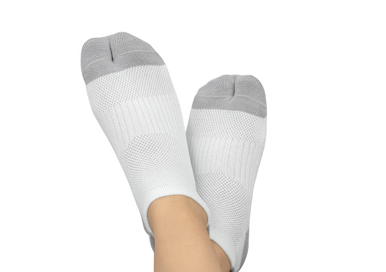 Bunion Relief, Padded Low Cut Socks - White - Image 5