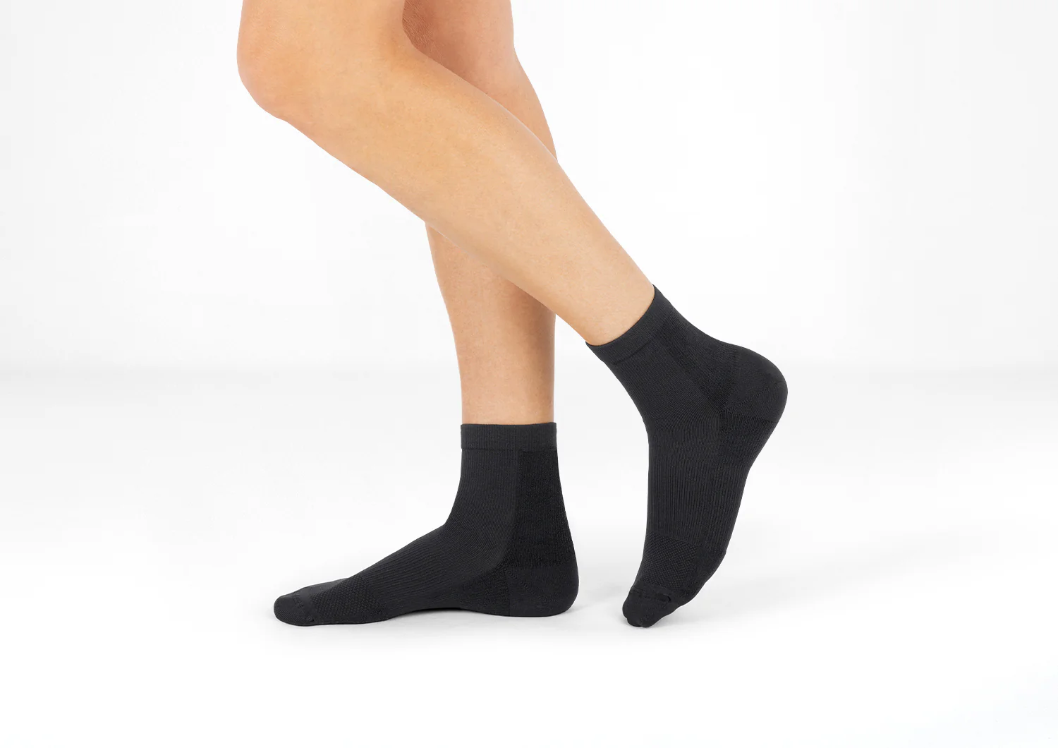 Compression Ankle Socks 20-30 mmHg - Black - Image 2