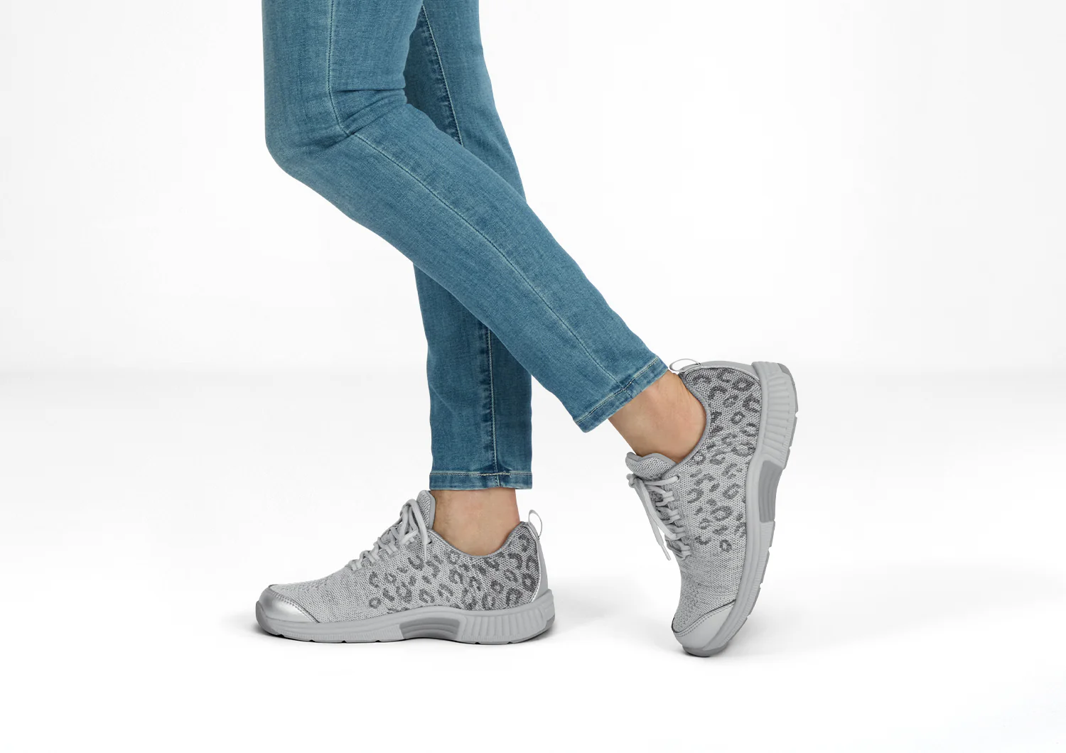 Coral - Gray Leopard - Image 2