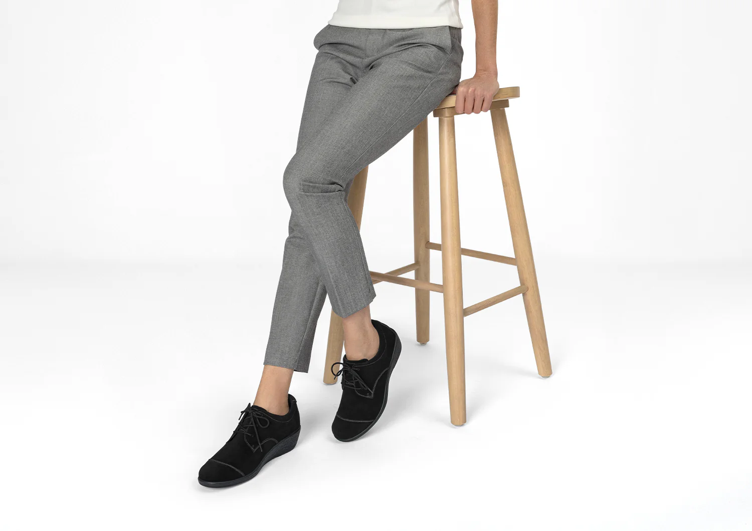 Eleanor - Black - Image 2