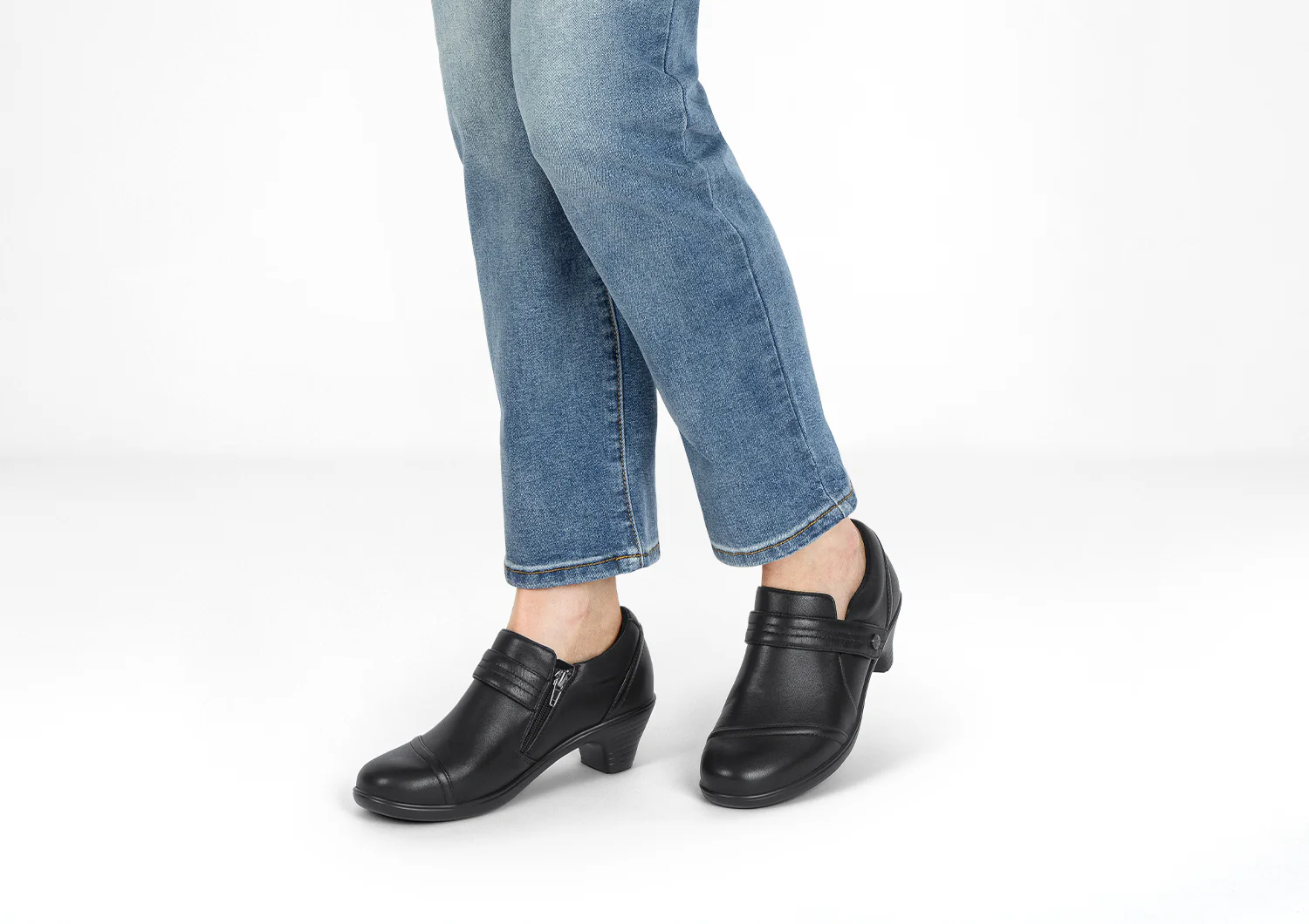 Eva - Black Leather - Image 2