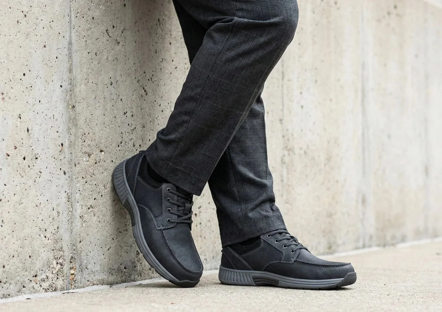 Leo - Black - Image 11
