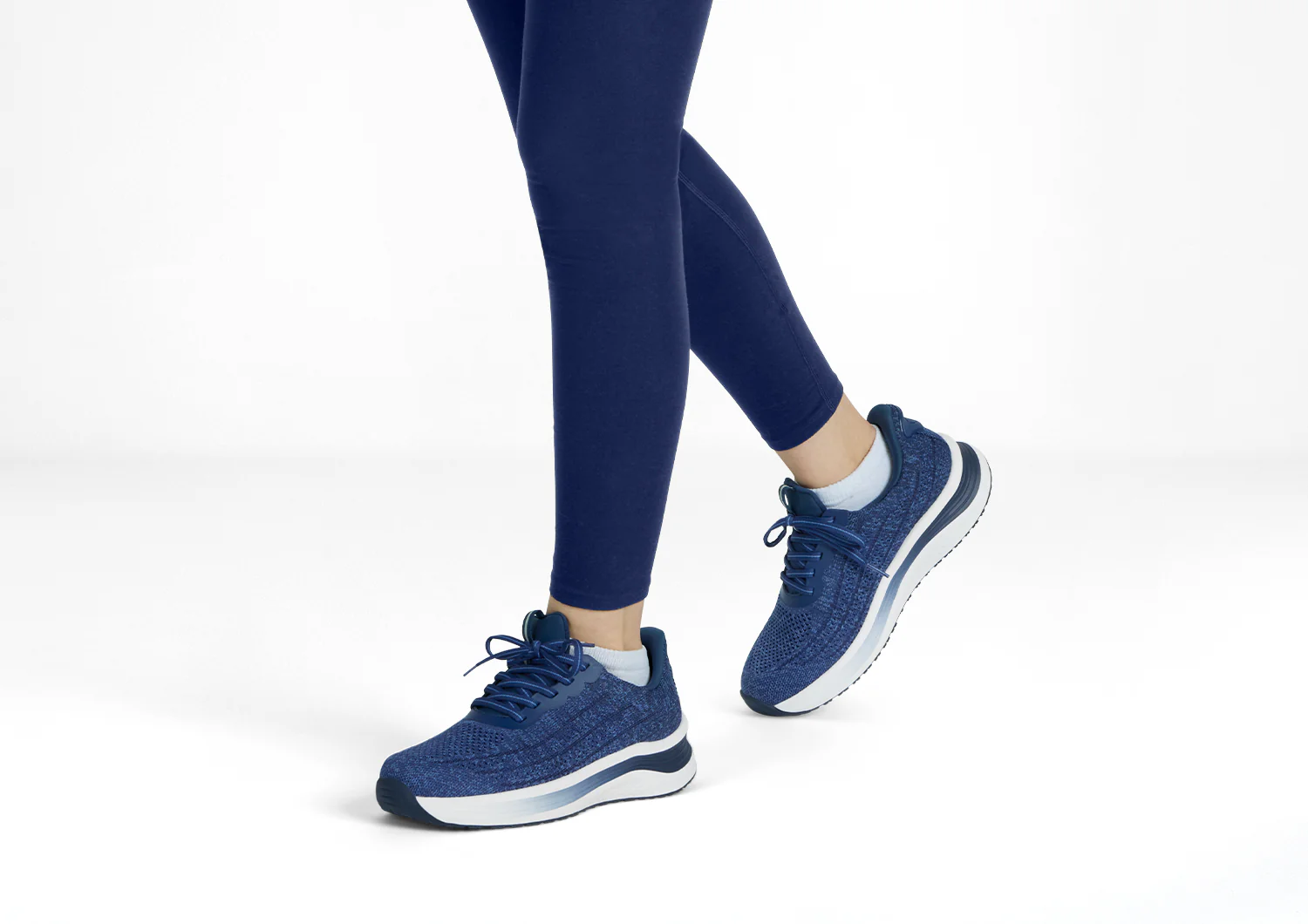 Nira Hands-Free - Indigo - Image 11