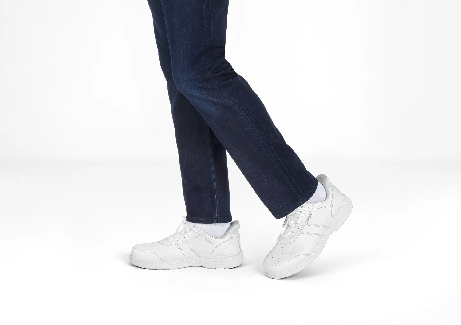 Pierre Hands-Free - White - Image 10
