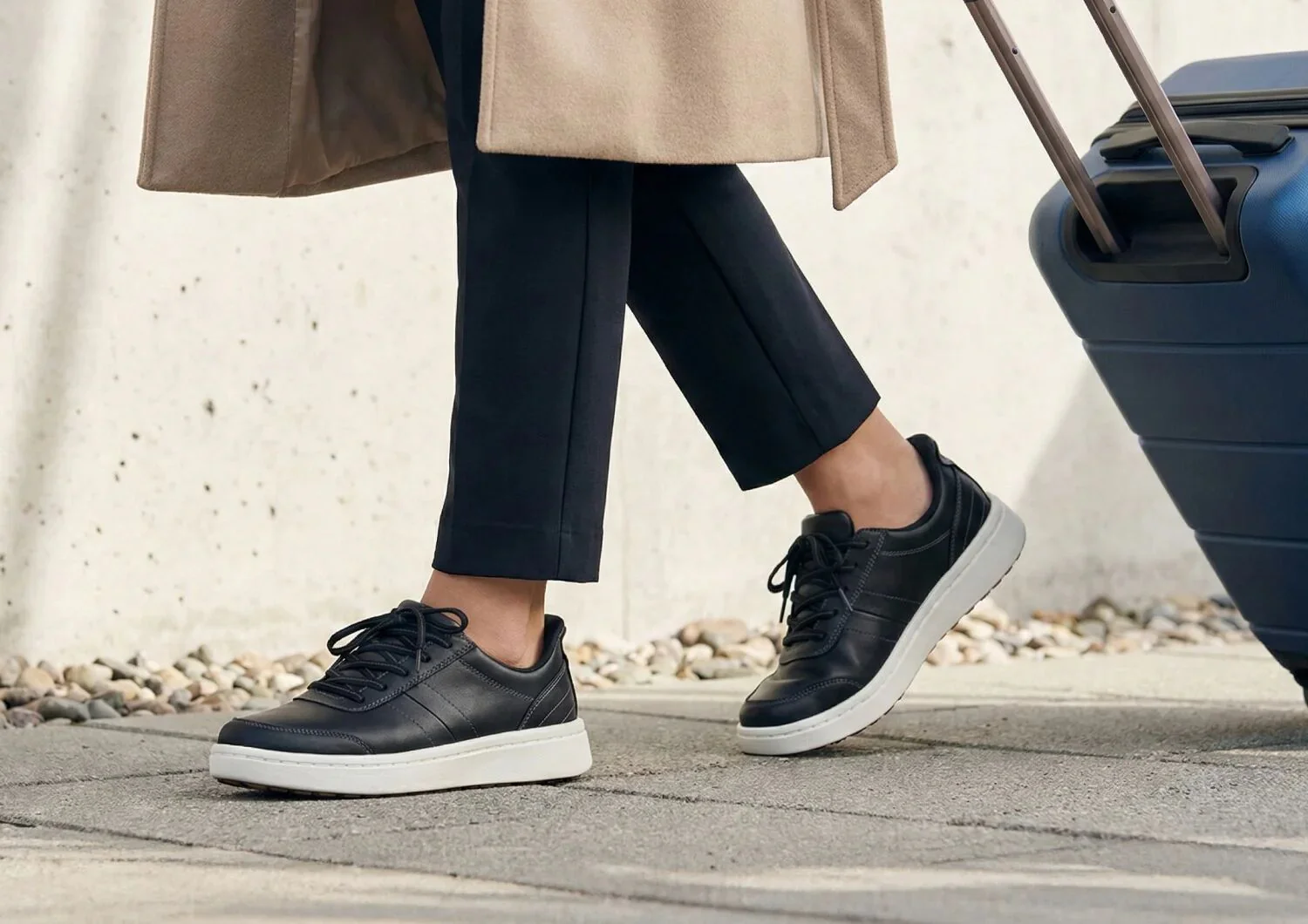Wander Hands-Free - Black - Image 11
