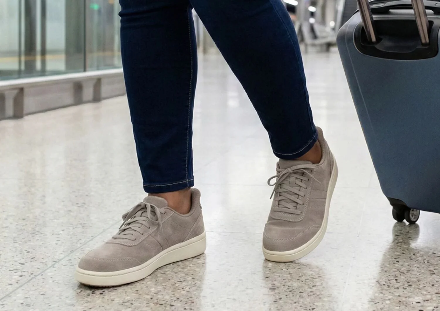 Wander Hands-Free - Taupe - Image 12